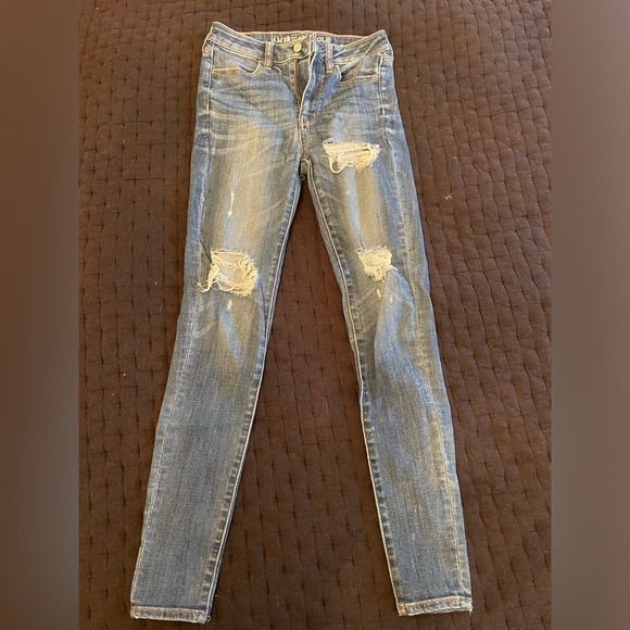 American Eagle high rise jeans - Picture 1 of 4
